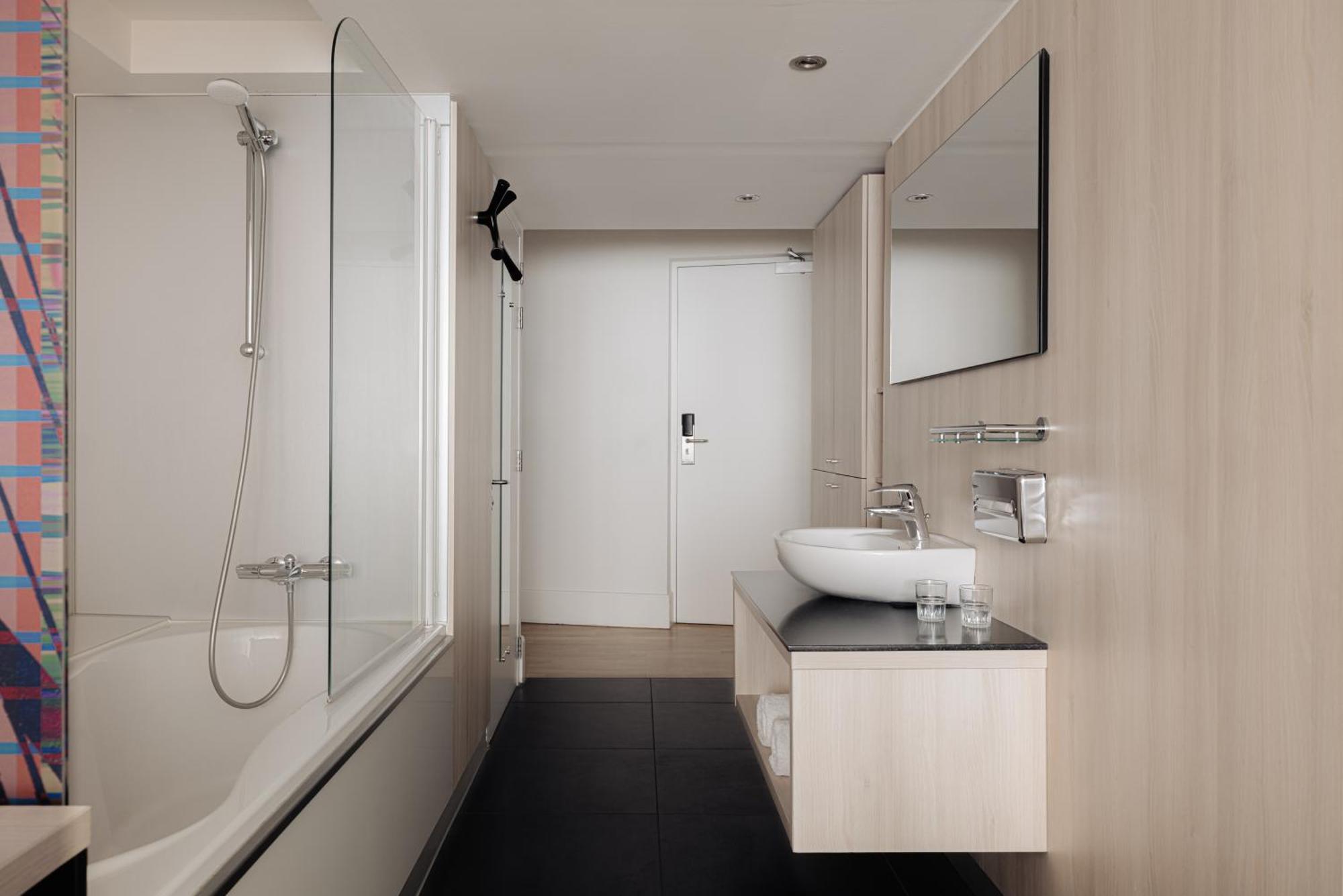 Leonardo Boutique Hotel Maastricht City Center Former Designhotel Εξωτερικό φωτογραφία